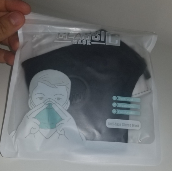 Lot of 10 High quality black face mask with filter - Picture 2 of 4